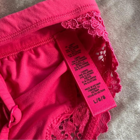 SKIMS FITS EVERYBODY CORDED LACE TRIANGLE BRALETTE - Picture 6 of 6